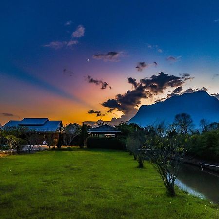 The Wes Village, Incl Free Breakfast & 100 Thb Food Gift Chiang Dao Eksteriør billede