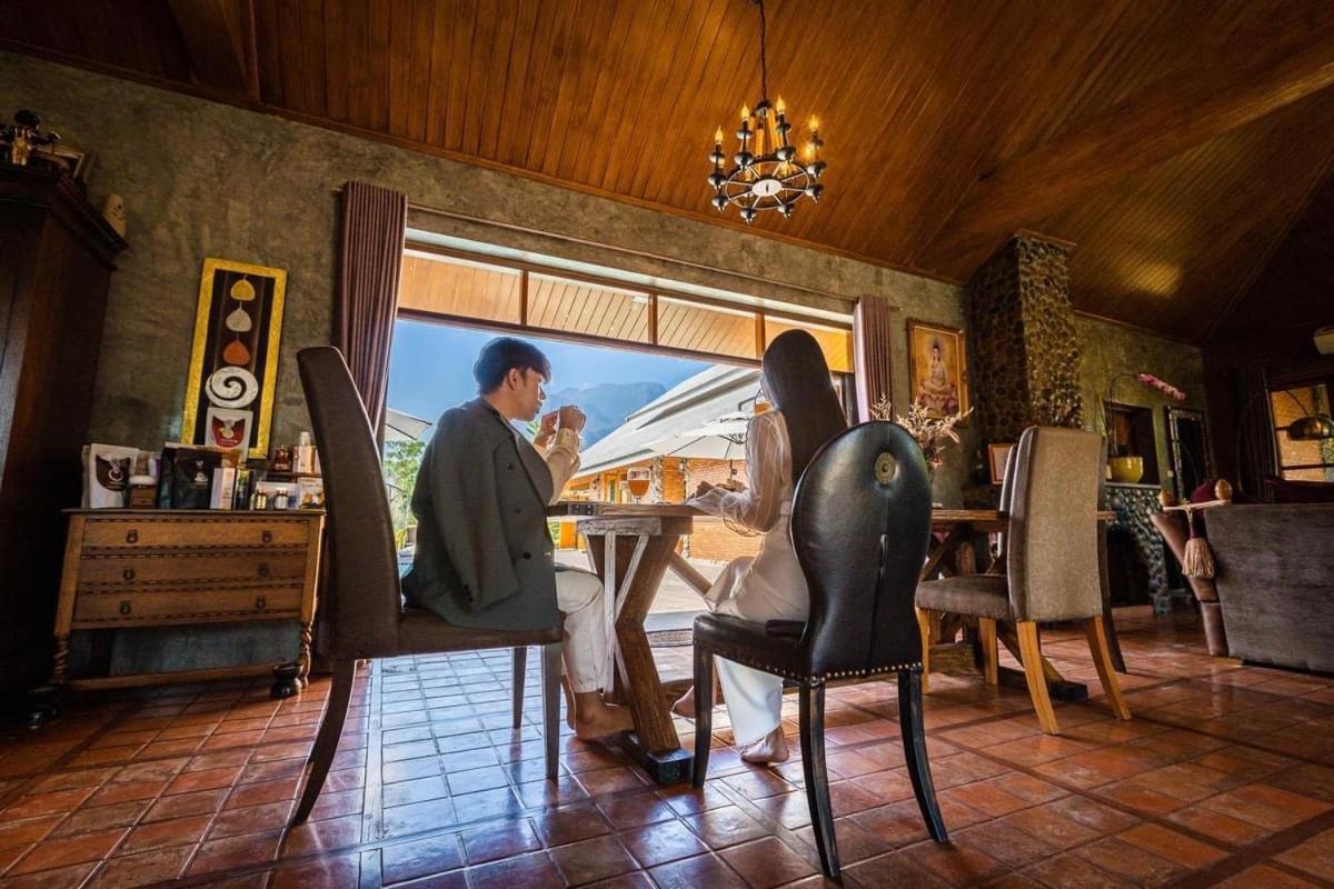 The Wes Village, Incl Free Breakfast & 100 Thb Food Gift Chiang Dao Eksteriør billede
