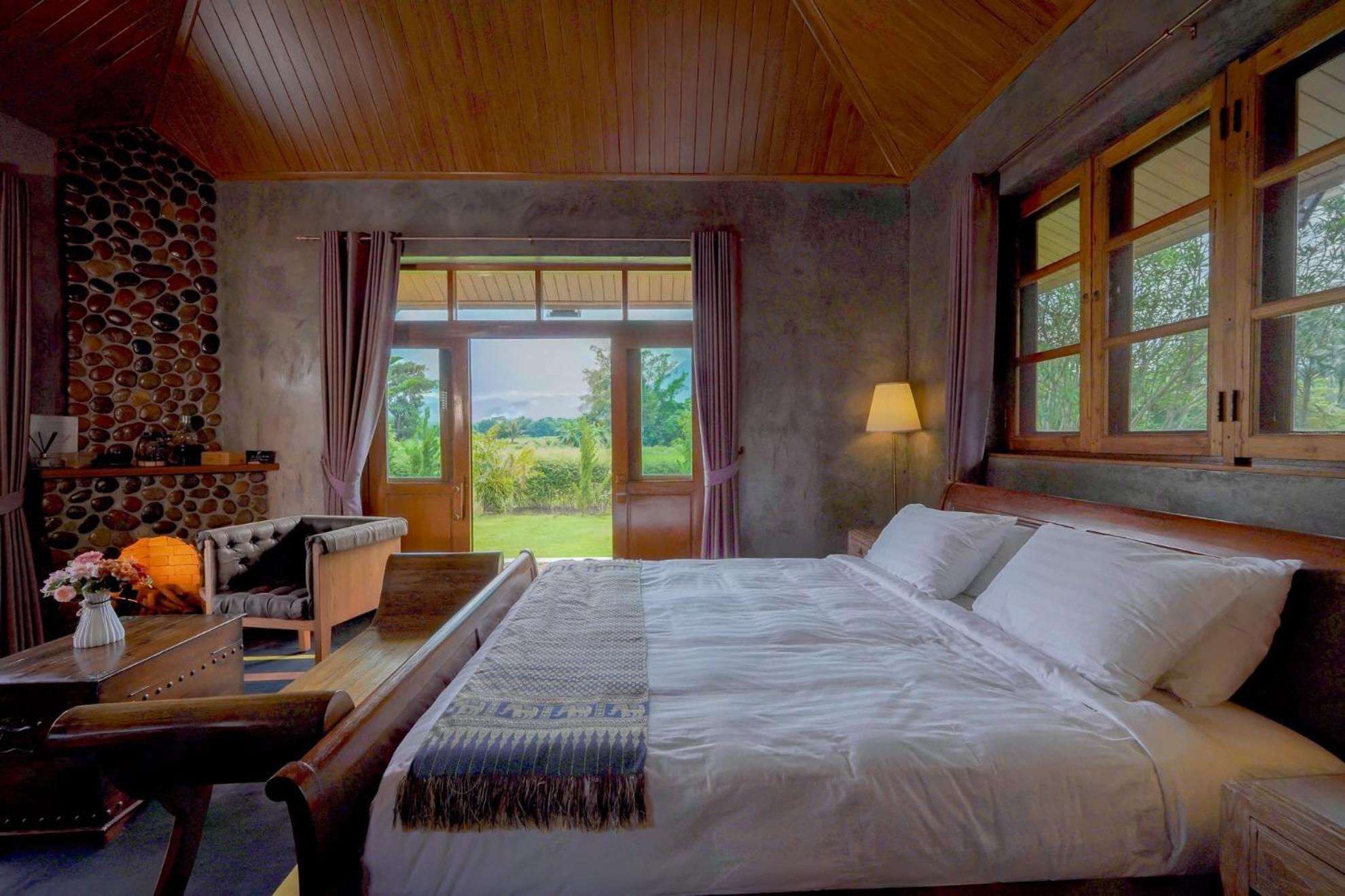 The Wes Village, Incl Free Breakfast & 100 Thb Food Gift Chiang Dao Eksteriør billede