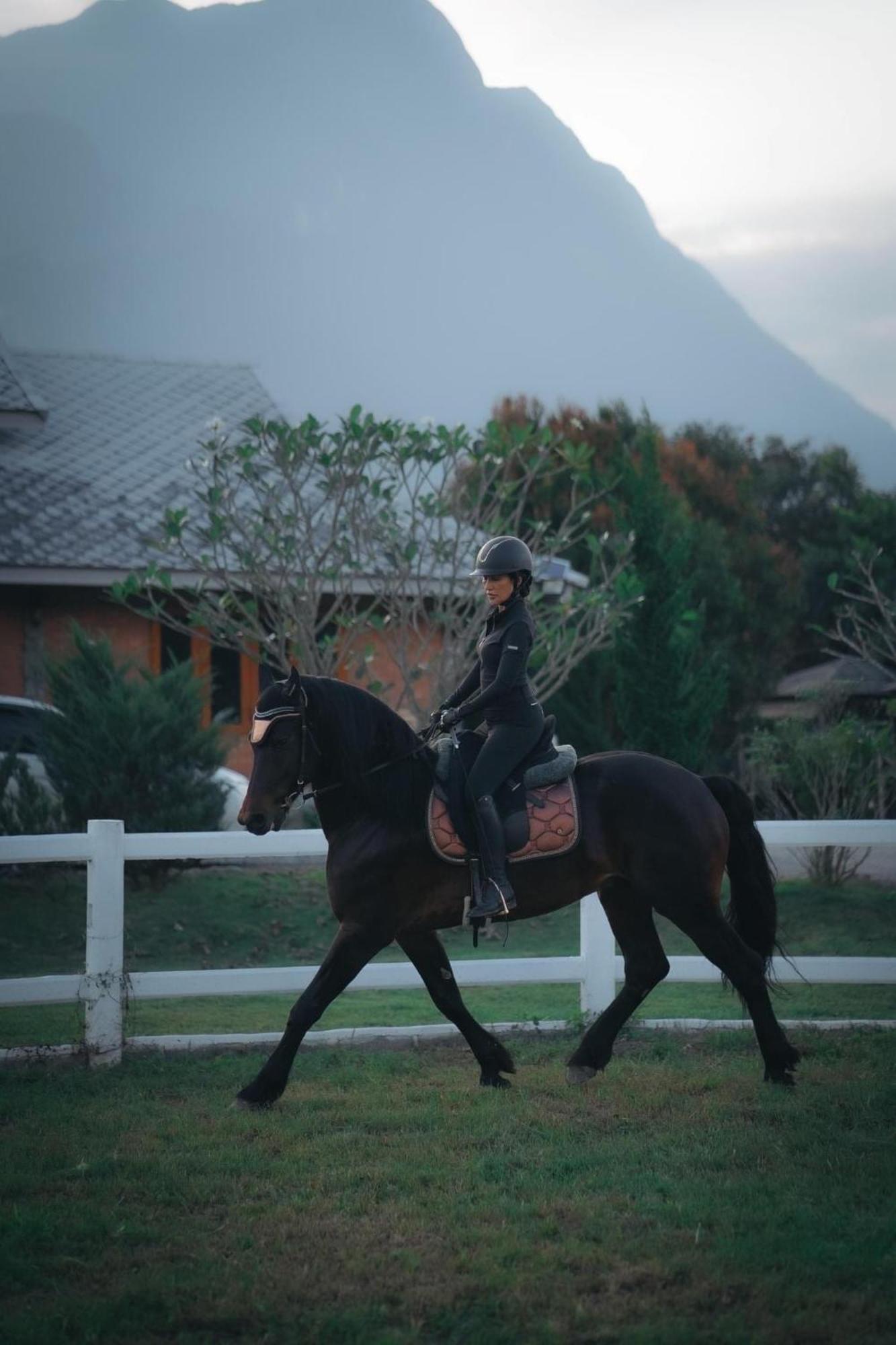 The Wes Village, Incl Free Breakfast & 100 Thb Food Gift Chiang Dao Eksteriør billede