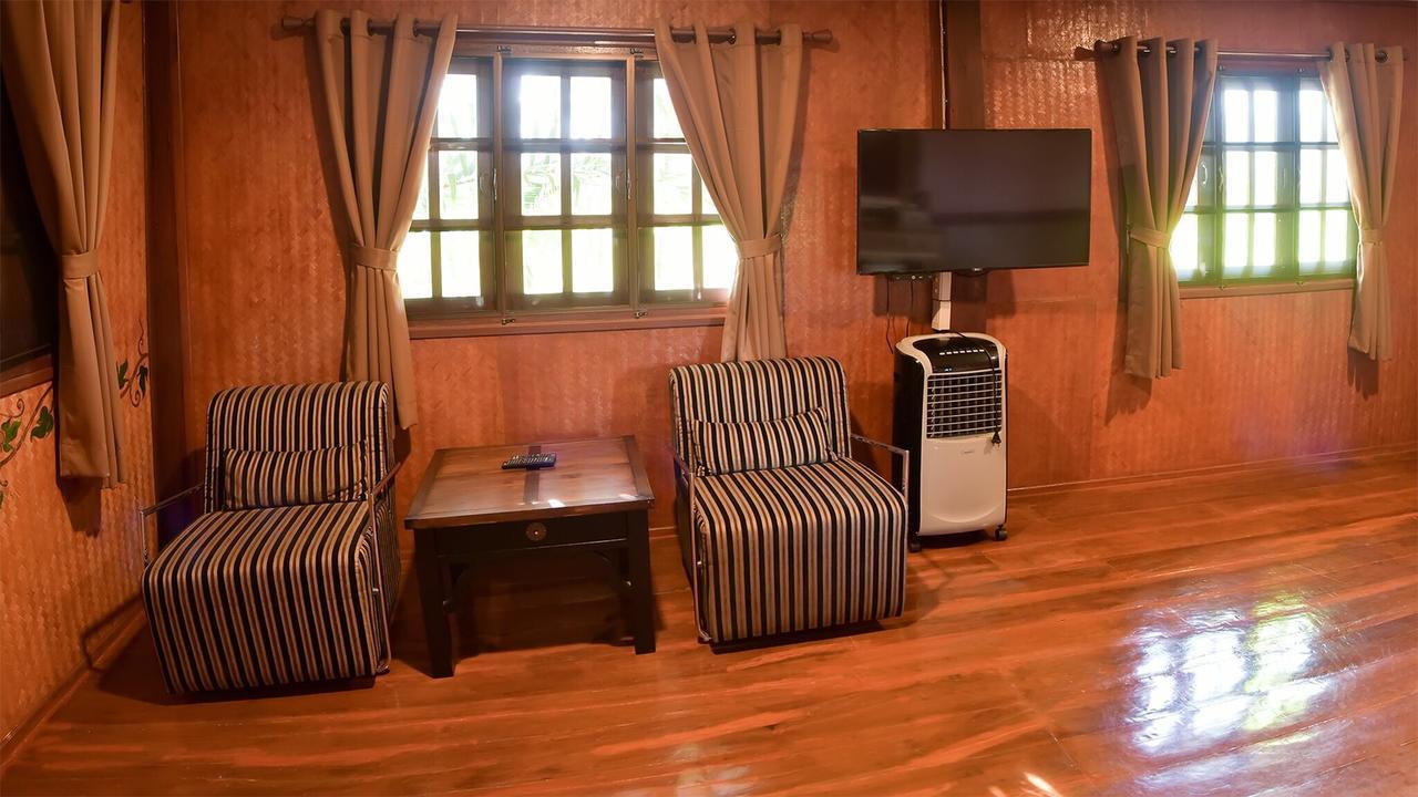 The Wes Village, Incl Free Breakfast & 100 Thb Food Gift Chiang Dao Eksteriør billede